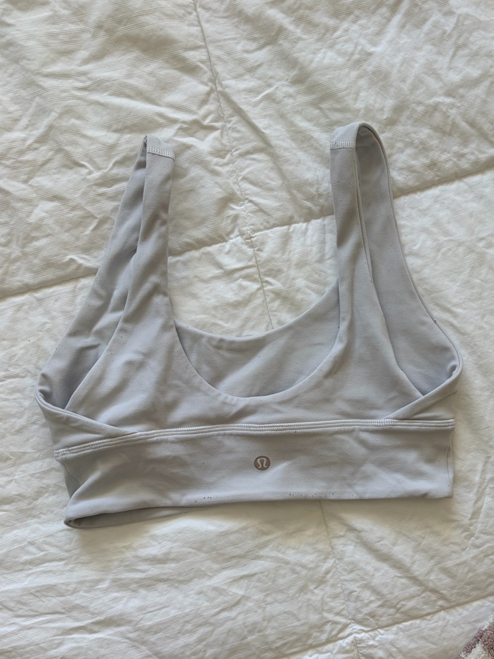 White lululemon scoop neck sports bra size 6